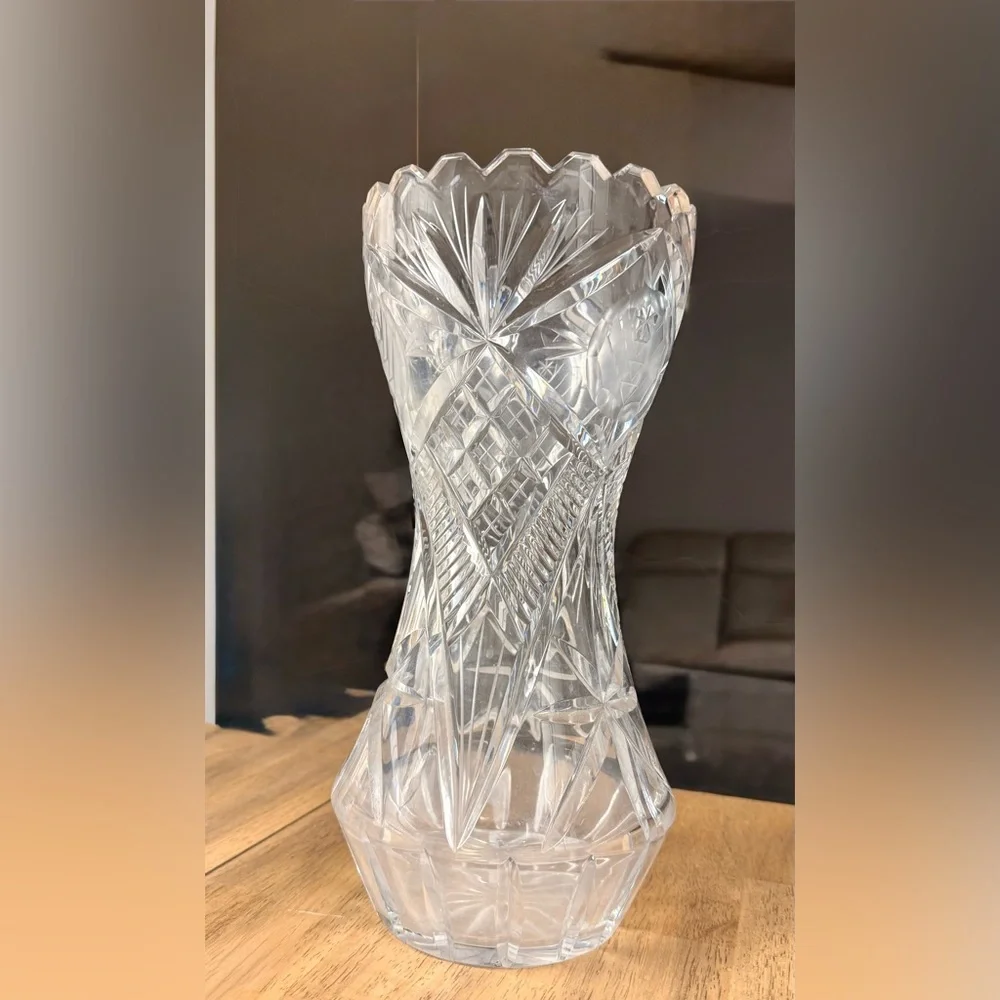 Clear Cut Crystal-Style Decorative Vase